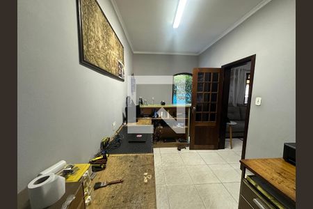 Quarto 1 de casa à venda com 5 quartos, 295m² em Jardim Silveira, Barueri