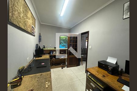 Quarto 1 de casa à venda com 5 quartos, 295m² em Jardim Silveira, Barueri