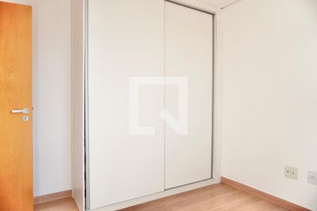 Quarto 1 de apartamento para alugar com 3 quartos, 180m² em Santo Antônio, Belo Horizonte