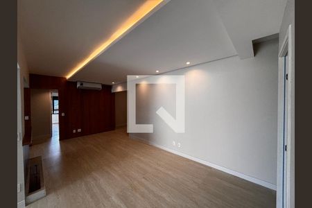 Sala de apartamento à venda com 2 quartos, 105m² em Empresarial 18 do Forte, Barueri