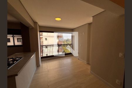 Sala de apartamento à venda com 2 quartos, 105m² em Empresarial 18 do Forte, Barueri