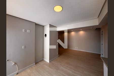 Sala de apartamento à venda com 2 quartos, 105m² em Empresarial 18 do Forte, Barueri