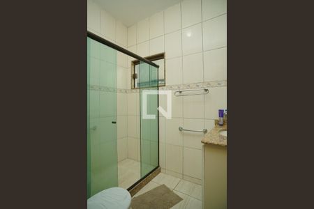 Banheiro do Quarto 1 de casa de condomínio para alugar com 4 quartos, 251m² em Inoã, Maricá