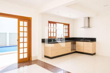 Casa à venda com 7 quartos, 365m² em Jardim Sao Caetano, São Caetano do Sul