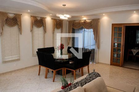 Casa à venda com 3 quartos, 423m² em Jardim Sao Caetano, São Caetano do Sul