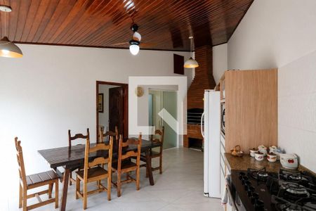 Casa à venda com 5 quartos, 400m² em Jardim Sao Caetano, São Caetano do Sul