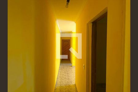 Corredor de apartamento à venda com 2 quartos, 64m² em Piraporinha, São Paulo