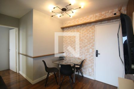 Sala e Sala de Jantar de apartamento para alugar com 1 quarto, 38m² em Super Quadra Morumbi, São Paulo