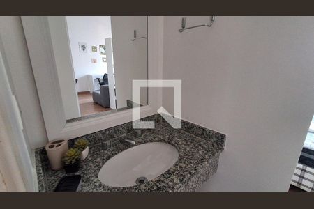 Banheiro  de kitnet/studio para alugar com 1 quarto, 42m² em Anchieta, São Bernardo do Campo