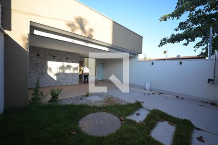Casa à venda com 3 quartos, 132m² em Jardim Presidente, Goiânia