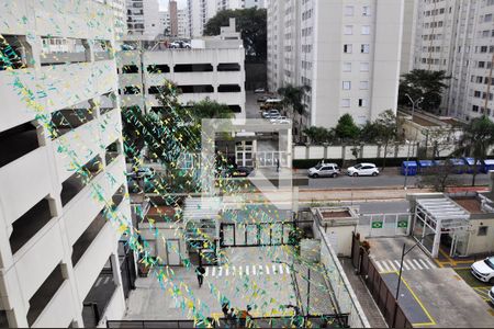 Detalhe - Vista da Sala e Sala de Jantar de apartamento para alugar com 2 quartos, 44m² em Jardim Iris, São Paulo