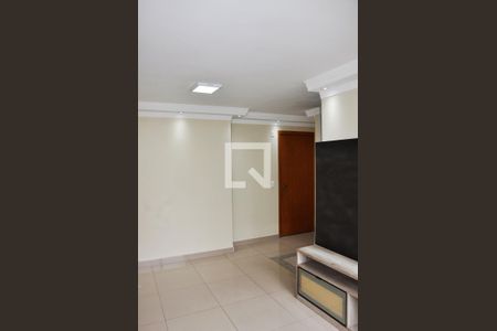 Detalhe - Sala e Sala de Jantar de apartamento para alugar com 2 quartos, 44m² em Jardim Iris, São Paulo