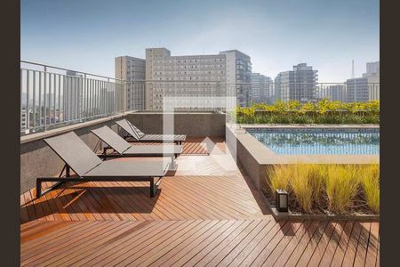 Piscina de kitnet/studio para alugar com 1 quarto, 25m² em Sumarezinho, São Paulo