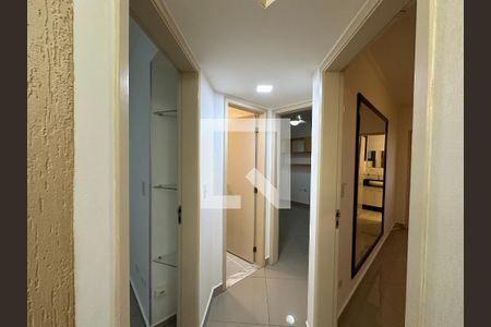 Corredor de apartamento para alugar com 3 quartos, 89m² em Jardim das Industrias, São José dos Campos