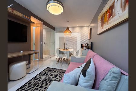 Sala de apartamento para alugar com 1 quarto, 30m² em Recreio dos Bandeirantes, Rio de Janeiro