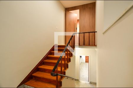 Acesso aos Quartos de casa para alugar com 4 quartos, 265m² em Gutierrez, Belo Horizonte