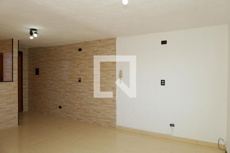 Sala de apartamento para alugar com 2 quartos, 44m² em Conjunto Habitacional Santa Etelvina Ii, São Paulo