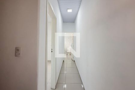 Corredor de casa para alugar com 2 quartos, 100m² em Vila Dom Pedro I, São Paulo