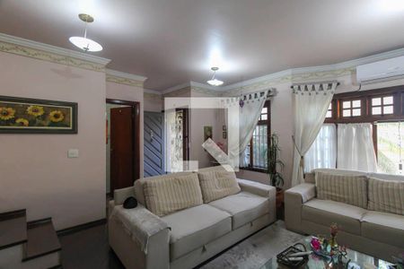 Sala de casa à venda com 4 quartos, 296m² em Chácara Mafalda, São Paulo