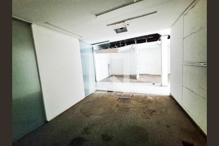 Quarto 1 de casa para alugar com 7 quartos, 782m² em Pacaembu, São Paulo