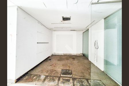 Quarto 1 de casa para alugar com 7 quartos, 782m² em Pacaembu, São Paulo