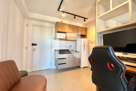 Sala de kitnet/studio para alugar com 1 quarto, 39m² em Mirandópolis, São Paulo