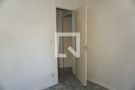Quarto 1 de apartamento para alugar com 2 quartos, 60m² em Jardim Celia, Embu das Artes