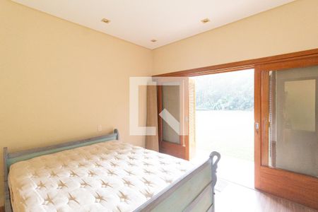 Quarto 1 de casa de condomínio para alugar com 2 quartos, 110m² em Nova Fazendinha, Carapicuíba