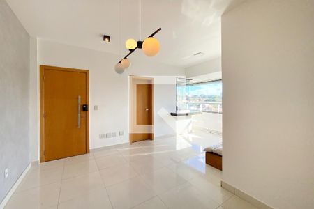 Sala de apartamento para alugar com 3 quartos, 180m² em Santo Antônio, Belo Horizonte