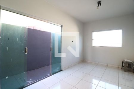Sala de casa para alugar com 4 quartos, 160m² em São Jorge, Uberlândia