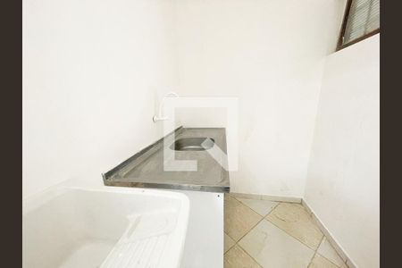 Sala/Cozinha de kitnet/studio para alugar com 1 quarto, 40m² em Água Branca, São Paulo