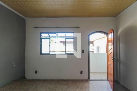 Sala de casa à venda com 4 quartos, 375m² em Jardim Guairaca, São Paulo