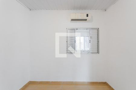 Quarto 2 de casa para alugar com 2 quartos, 65m² em Pinheiros, São Paulo