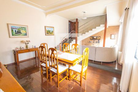 sala / (1º pavimento) de casa à venda com 5 quartos, 378m² em Santa Amelia, Belo Horizonte