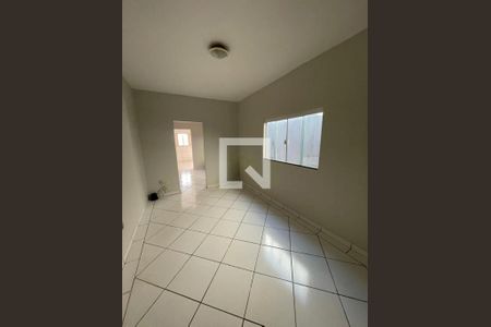 Corredor de casa para alugar com 3 quartos, 180m² em Pacaembu, Uberlândia
