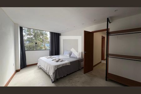 Suíte 3 de casa de condomínio para alugar com 3 quartos, 90m² em Quitandinha, Petrópolis