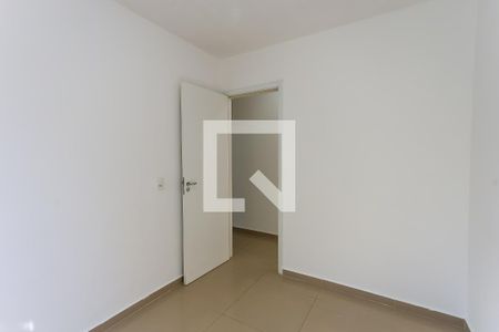 quarto 1 de apartamento para alugar com 2 quartos, 44m² em Jardim Leonidas Moreira, São Paulo