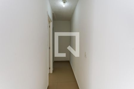 corredor de apartamento para alugar com 2 quartos, 44m² em Jardim Leonidas Moreira, São Paulo