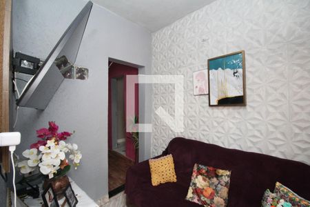 Casa à venda com 5 quartos, 300m² em Parque Regina, São Paulo