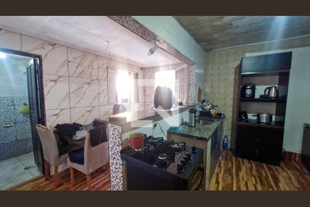 Casa à venda com 5 quartos, 280m² em Parque Grajau, São Paulo