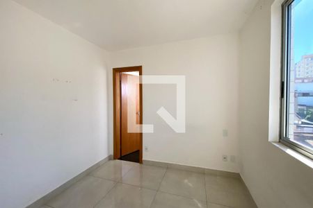 Suite  de apartamento para alugar com 3 quartos, 80m² em Salgado Filho, Belo Horizonte