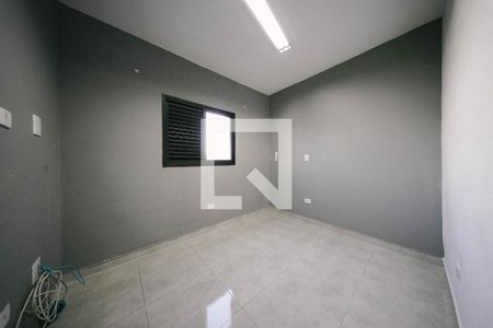 Suíte 2 de casa para alugar com 2 quartos, 72m² em Jardim Ponte Rasa, São Paulo