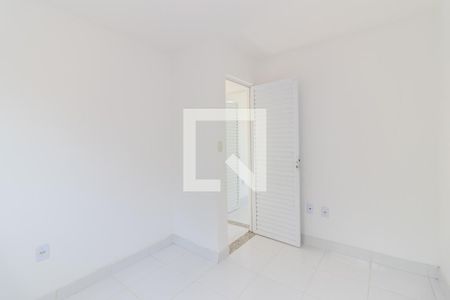 Quarto 1 de casa de condomínio para alugar com 2 quartos, 65m² em Bangu, Rio de Janeiro