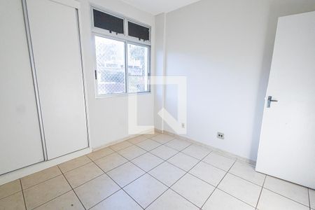 quarto 1 de apartamento para alugar com 2 quartos, 77m² em Liberdade, Belo Horizonte