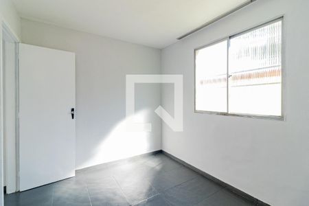 Quarto 2 de apartamento à venda com 2 quartos, 52m² em Realengo, Rio de Janeiro