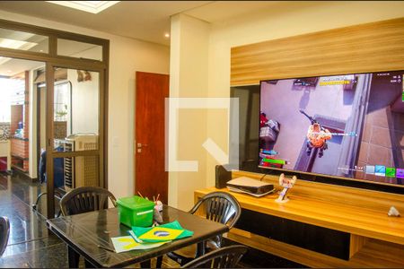 Sala de TV de apartamento à venda com 5 quartos, 350m² em Setor Oeste, Goiânia