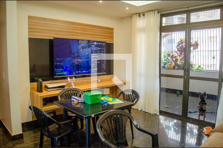 Sala de TV de apartamento à venda com 5 quartos, 350m² em Setor Oeste, Goiânia
