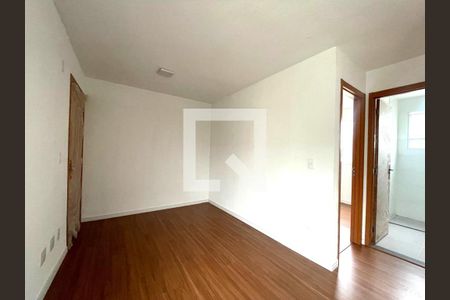 Apartamento à venda com 2 quartos, 41m² em Santos Dumont, São Leopoldo