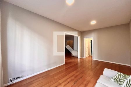 Sala  de apartamento para alugar com 3 quartos, 218m² em Copacabana, Rio de Janeiro