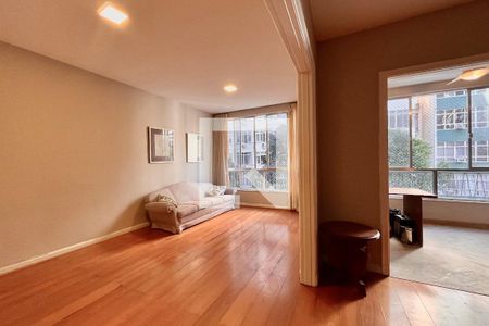 Sala de apartamento para alugar com 3 quartos, 218m² em Copacabana, Rio de Janeiro